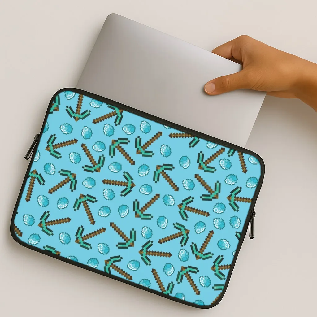 Trendy Detailing Diamond Axe Pattern Laptop Sleeve