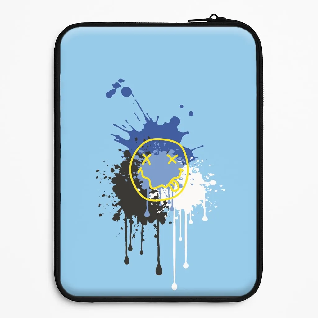 Blue Graffiti - Skate Aesthetic  Laptop Sleeve Protective Surface
