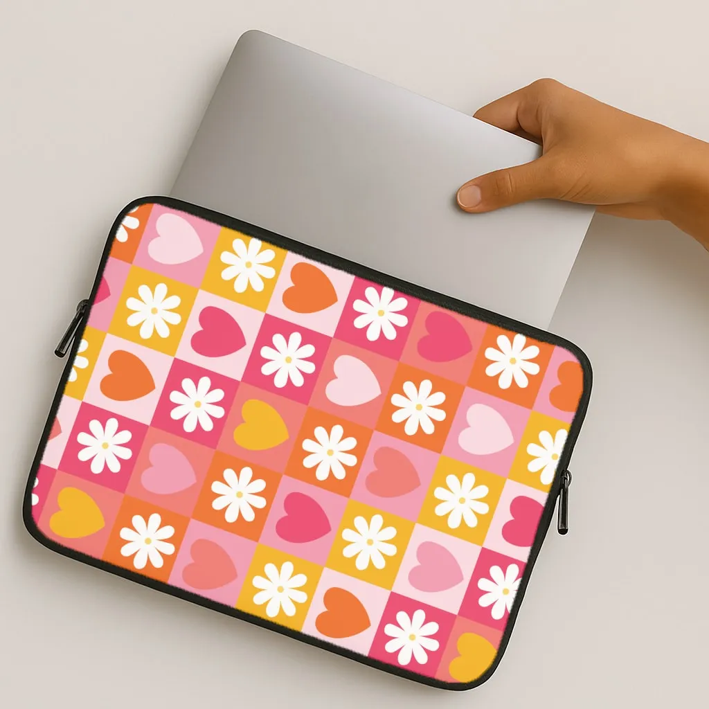 Checked Hearts And Flowers - Spring Patterns Laptop Sleeve Matte Texture Finish