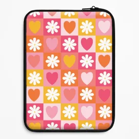 Drop Shield Refined Style Checked Hearts And Flowers - Spring Patterns Laptop Sleeve