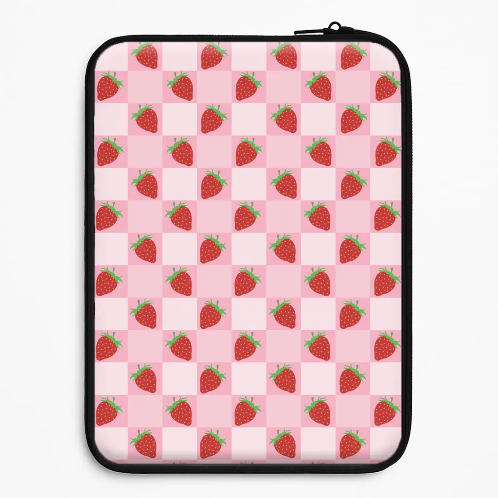 Checkered Strawberries Pattern Laptop Sleeve Shock shield Glossy Texture Layer
