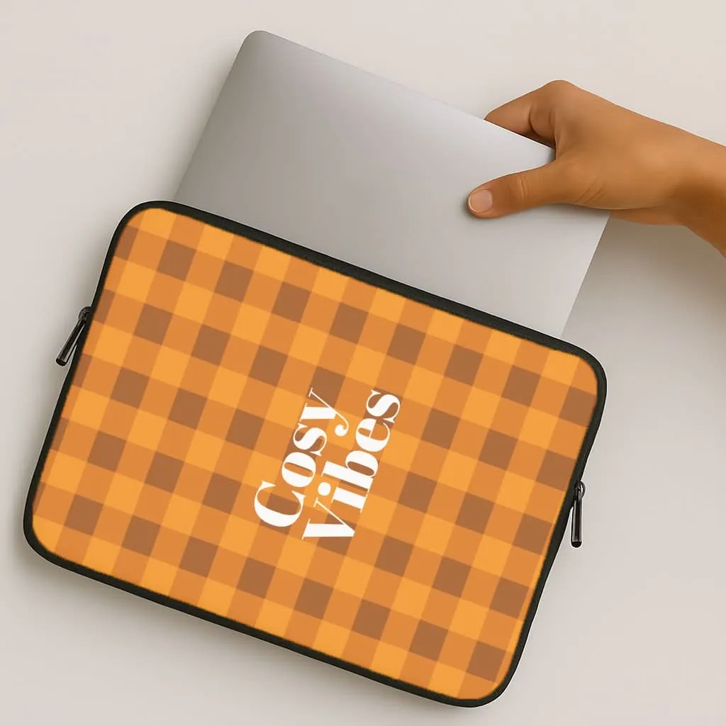 Protective Design Layer Checkered Cosy Vibes Laptop Sleeve