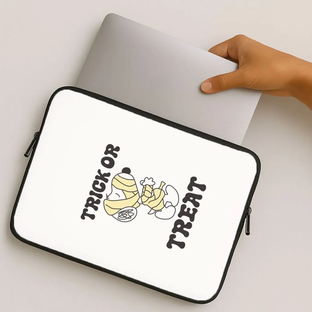 Trick Or Treat Cartoon Beagle Laptop Sleeve Soft touch finish Sleek Form