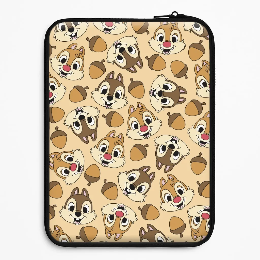Cute Squirrels And Acorns Pattern Laptop Sleeve Stylish Finish Texture