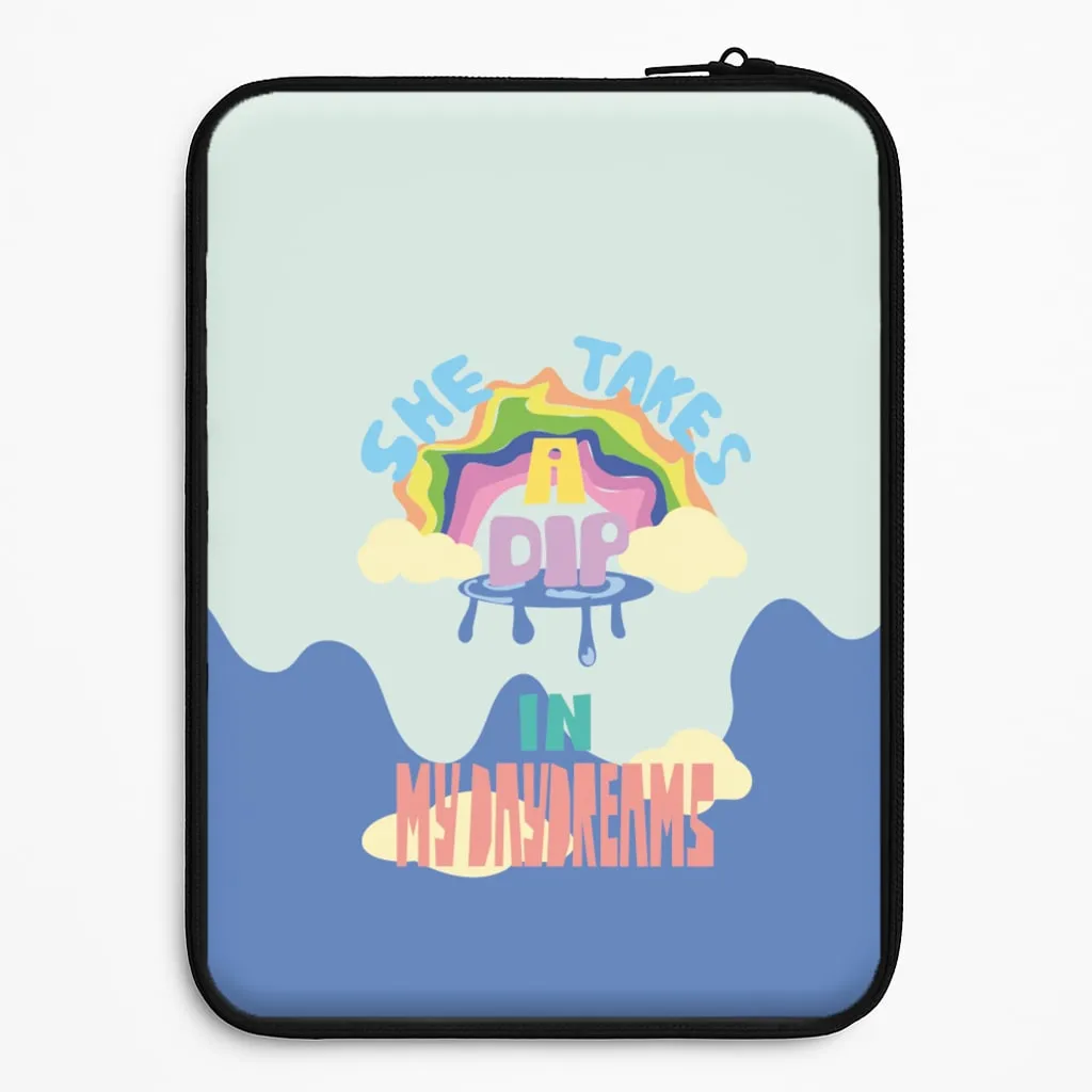 Smooth Form Texture She takes a dip in my daydreams Laptop Sleeve