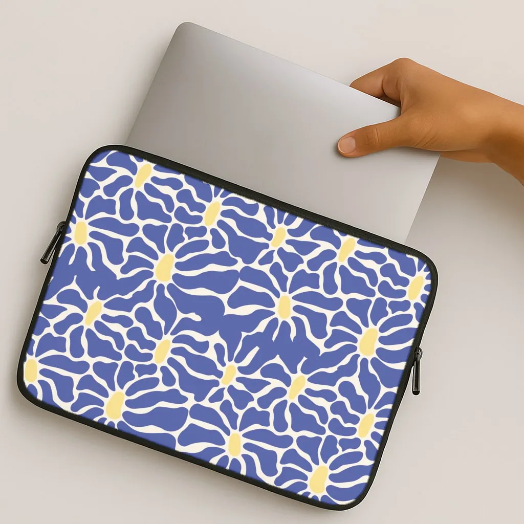 Smooth Lining Dark Blue Flowers - Summer Laptop Sleeve