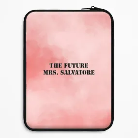 Flexible Grip Texture The Future Mrs Salvatore - VD Laptop Sleeve