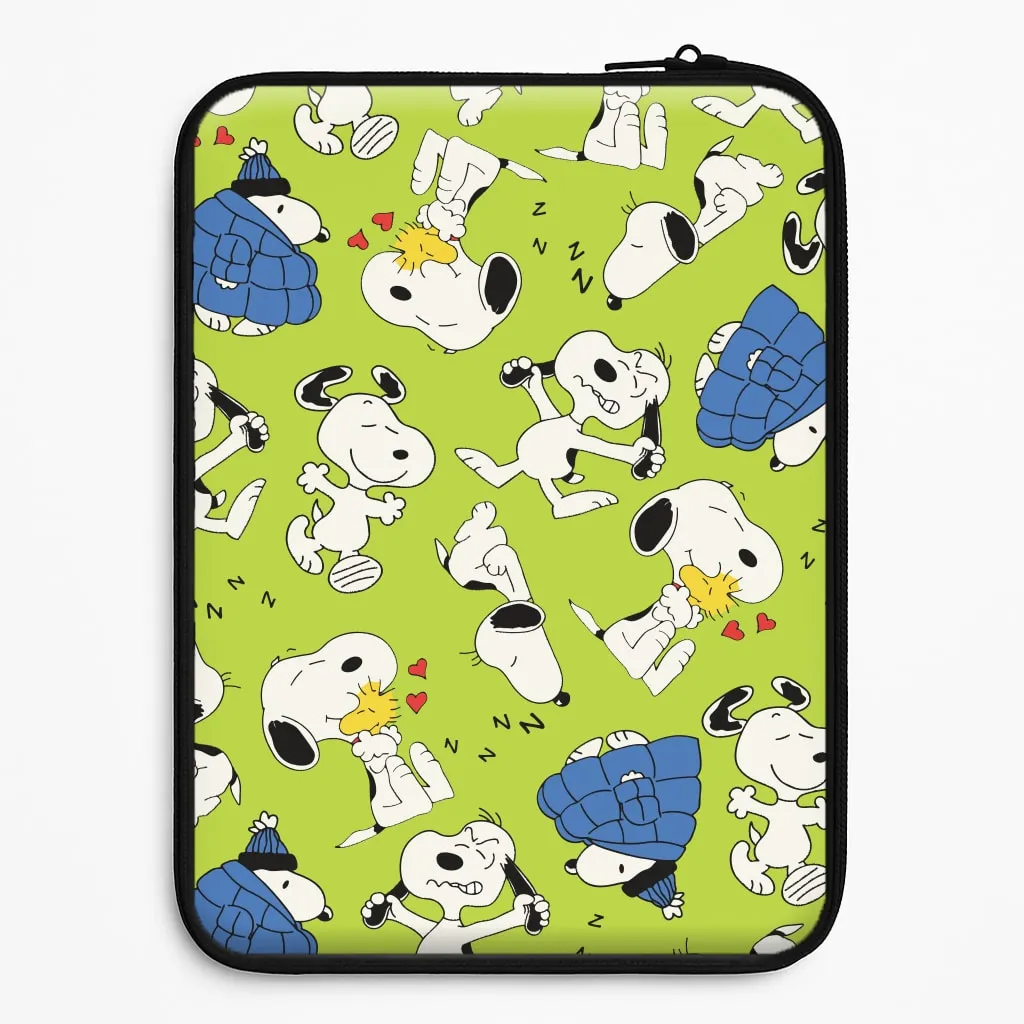 Soft Protection Edge Lime Green Cartoon Beagle Pattern Laptop Sleeve