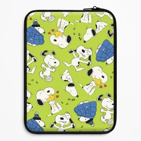 Soft Protection Edge Lime Green Cartoon Beagle Pattern Laptop Sleeve