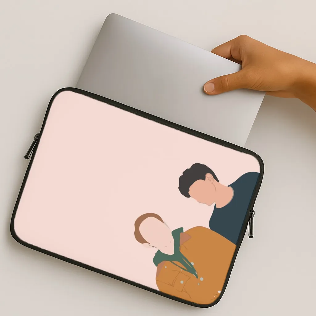 Nick And Charlie - Heart TV Laptop Sleeve Minimal Texture Layer Matte Coating