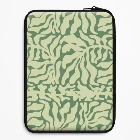 Light Green Leaf - Foliage Laptop Sleeve Strong Outline