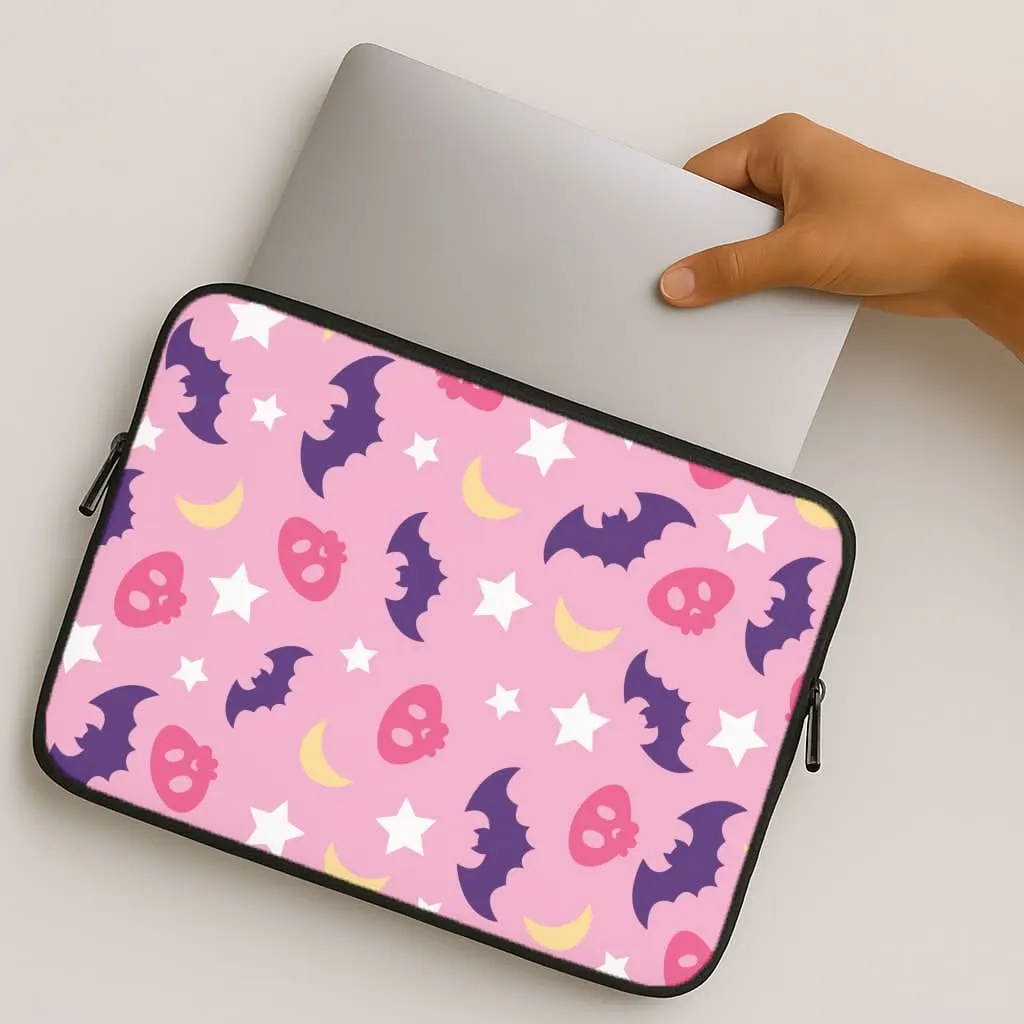 Color Finish Skull, Bats And Stars Pattern Laptop Sleeve