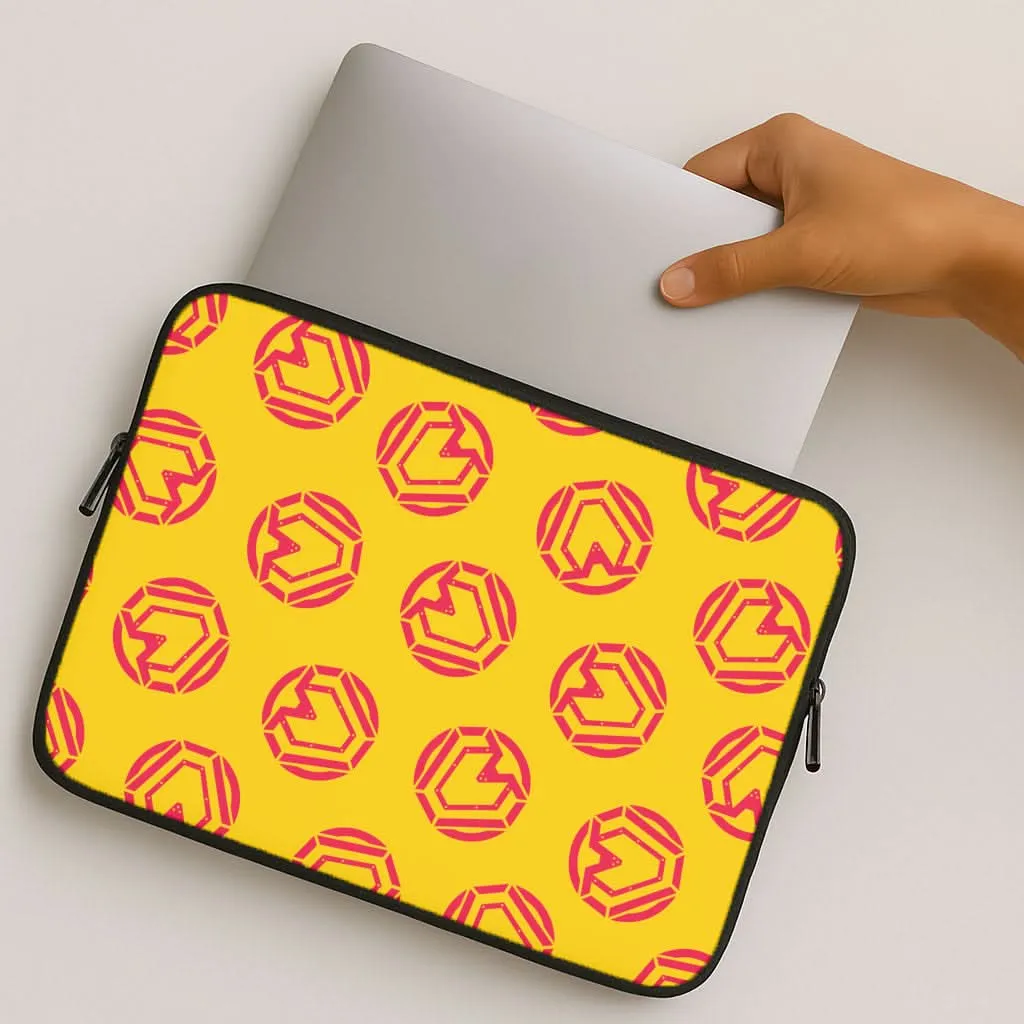 Protective Shell Design Protective Edge Layer Metal Heart Pattern Laptop Sleeve