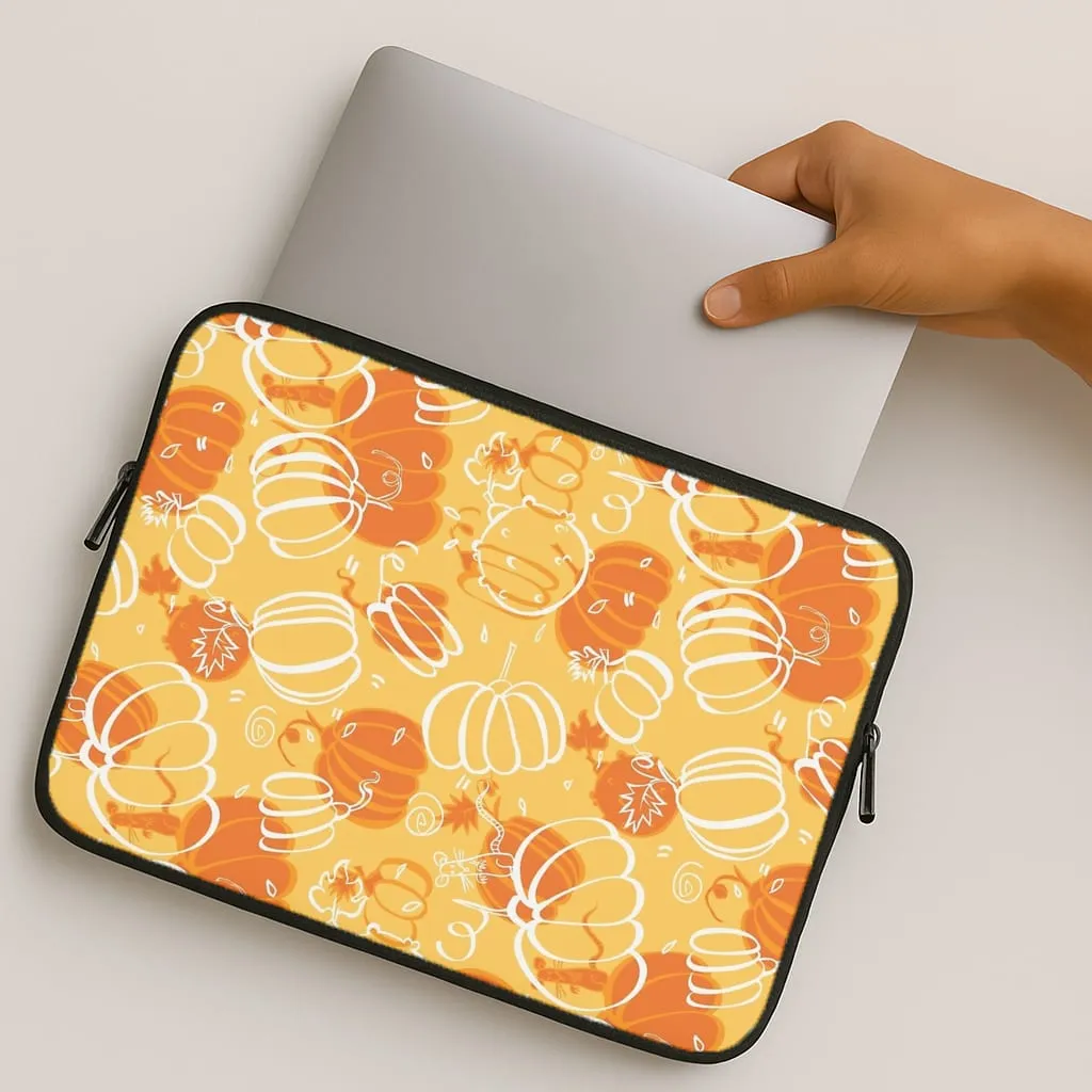 Compact Pattern Modern Finish Drawn Pumpkin Pattern Laptop Sleeve