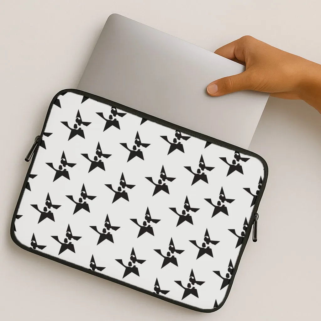 High Durability Skulls And Stars - Skate Aesthetic  Laptop Sleeve