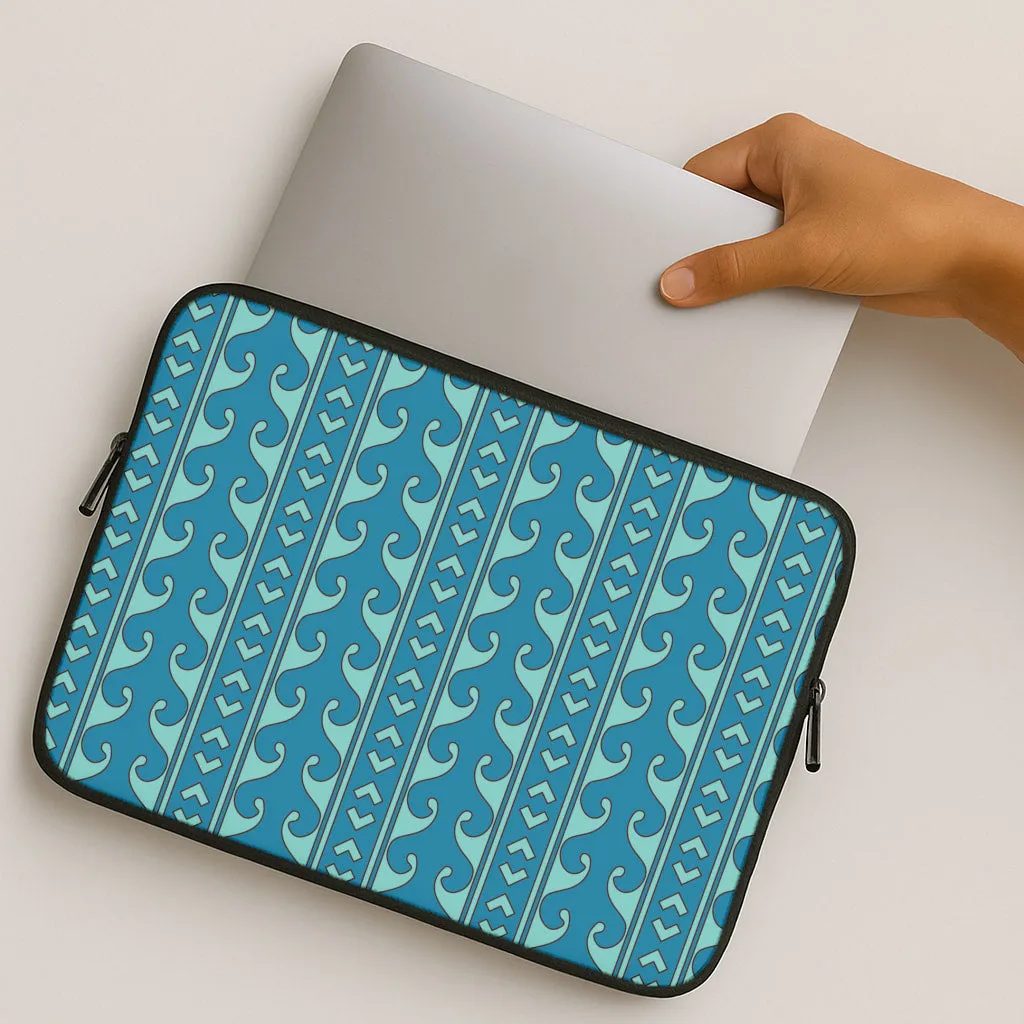 Strong Shell Pattern 3 Laptop Sleeve