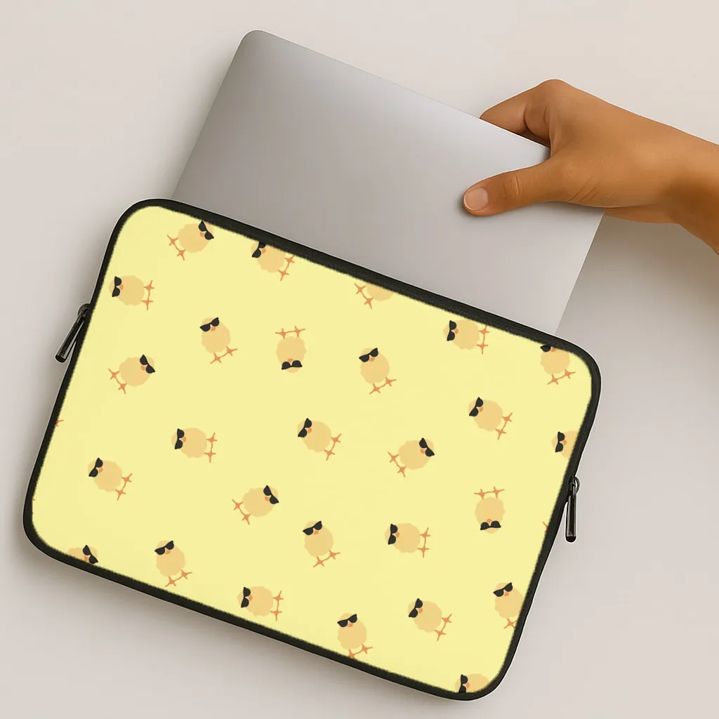 Chicks With Sunglasses Pattern Laptop Sleeve Hybrid Build