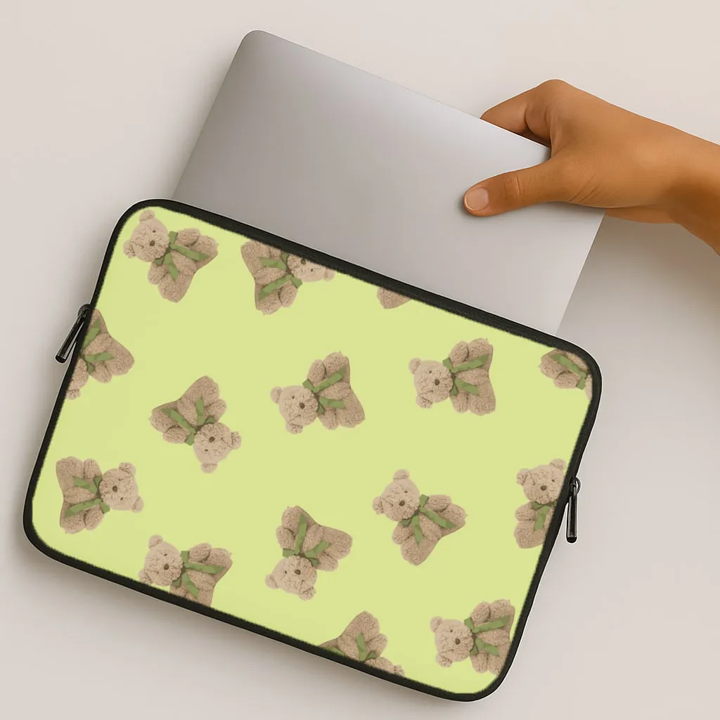 Outdoor Design Colorful option Green Teddy Bears Laptop Sleeve