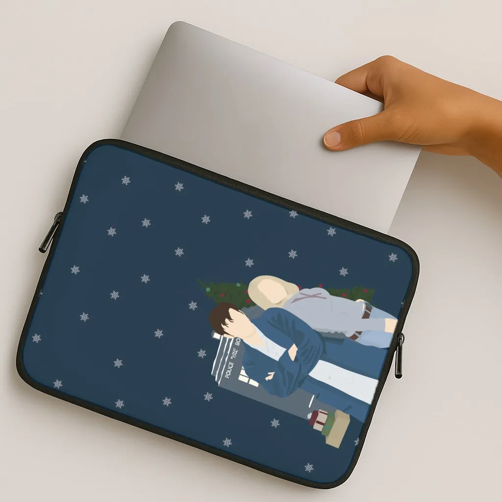 Polished Layer Durable Protection Layer Rose And The Doctor Laptop Sleeve