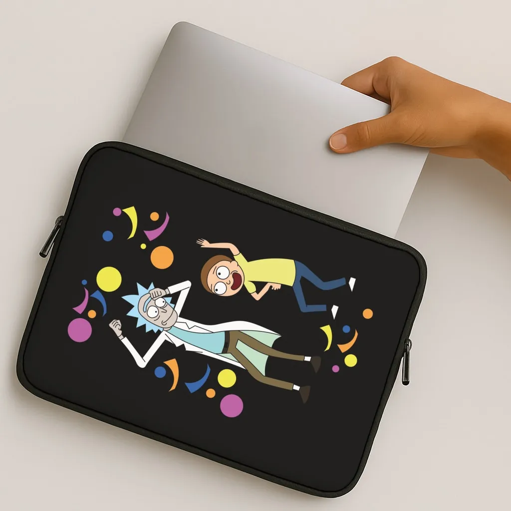 R&M Dancing Laptop Sleeve Smooth Pattern Lightweight Build