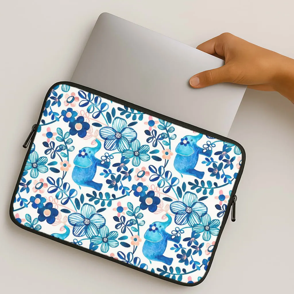 Practical Design Hybrid Frame Elephant and Floral Pattern Laptop Sleeve