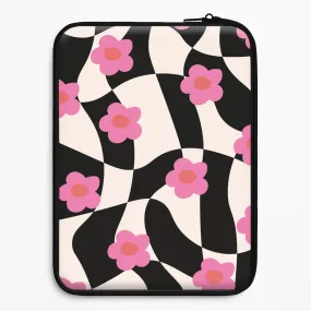 Protective Look Flexible Material Checkboard Flowers - Trippy Patterns Laptop Sleeve