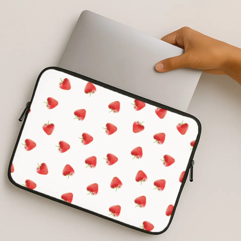 Trendy Detailing Strawberry Pattern Laptop Sleeve