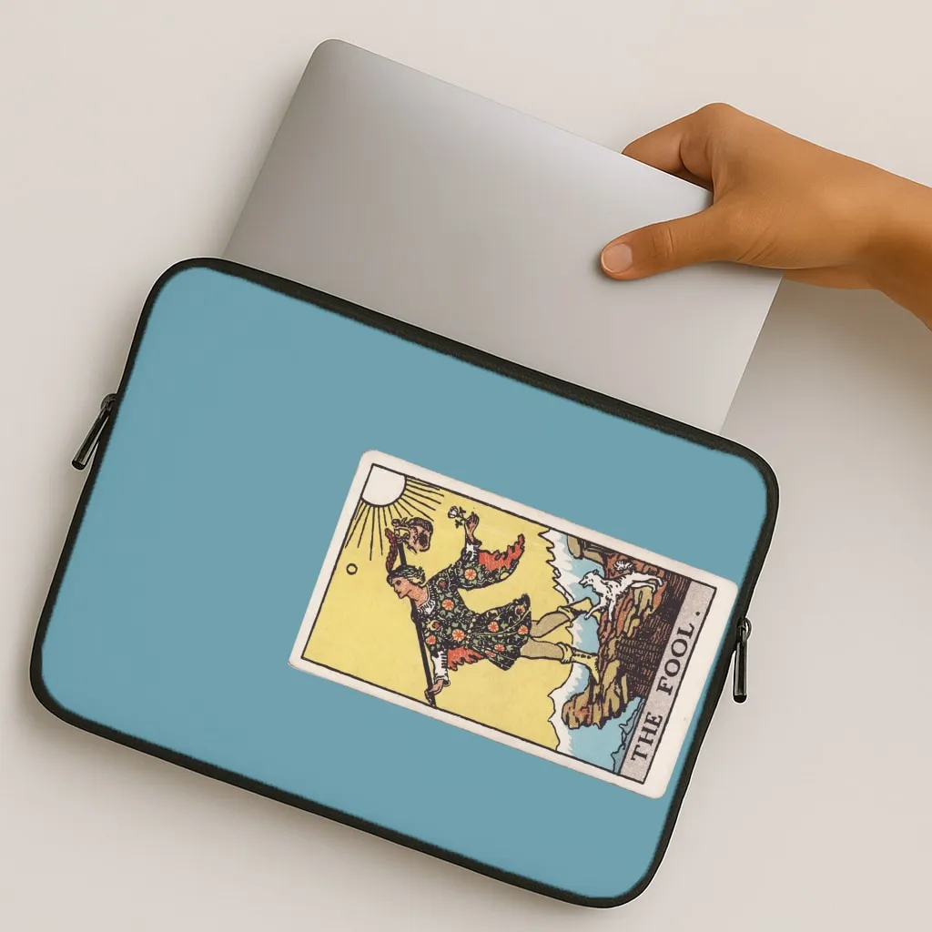 Sporty Design Durable Texture Build The Fool Tarot Card Laptop Sleeve