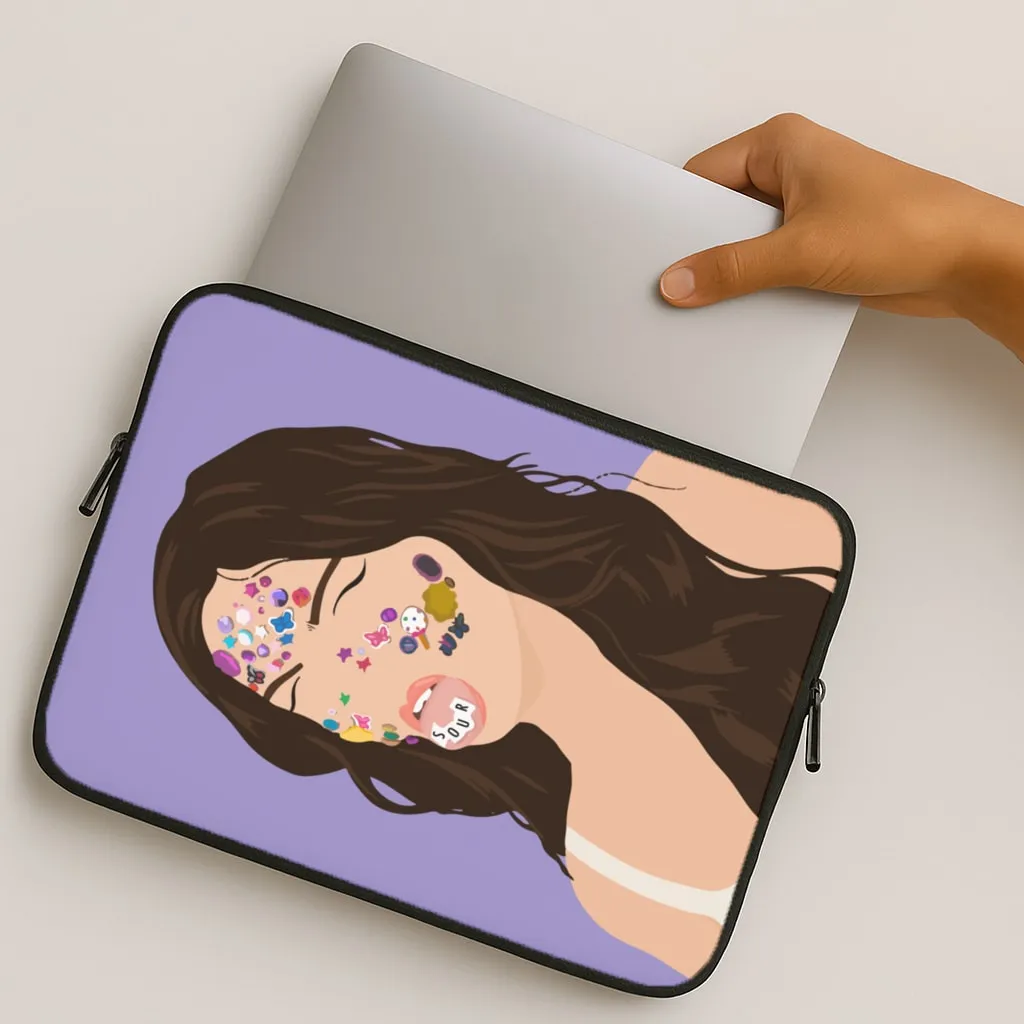 Clear Protection Classic Style Sour - Olivia Laptop Sleeve