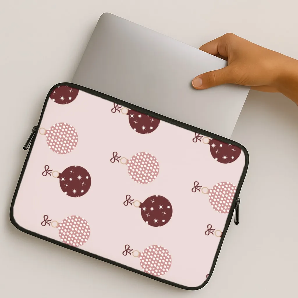 Strong Shell Christmas Bauble Pattern Laptop Sleeve
