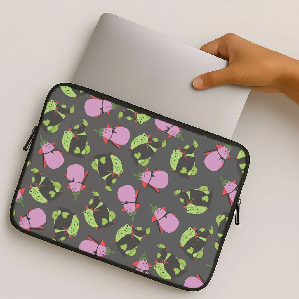 Vampire Frogs And Vegetables Pattern - Halloween Laptop Sleeve Stylish grip Textured Grip